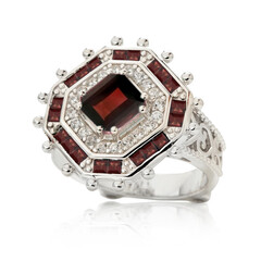 Mozambique Garnet Silver Ring (Dallas Prince Designs)