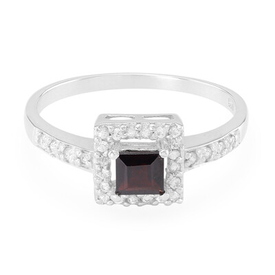 Mozambique Garnet Silver Ring