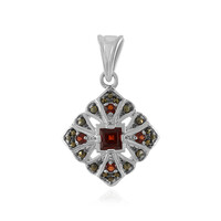 Mozambique Garnet Silver Pendant