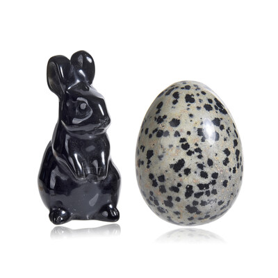 Figure with Obsidian