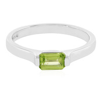 Peridot Silver Ring