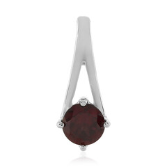 Tocantin Garnet Silver Pendant