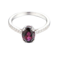 Tocantin Garnet Silver Ring