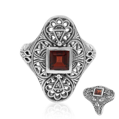 Mozambique Garnet Silver Ring
