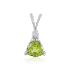 Peridot Silver Pendant