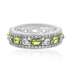 Peridot Silver Ring