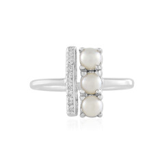 White Freshwater Pearl Silver Ring