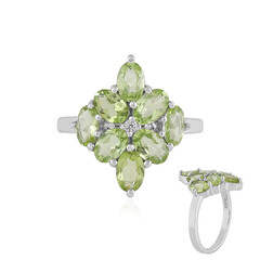 Peridot Silver Ring