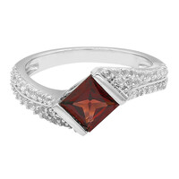 Mozambique Garnet Silver Ring
