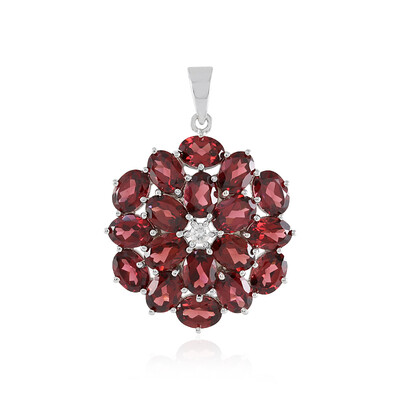 Mozambique Garnet Silver Pendant