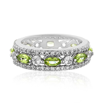 Peridot Silver Ring