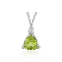 Peridot Silver Pendant