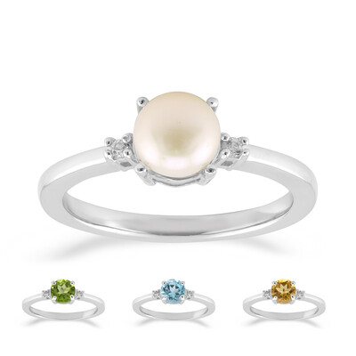 White Freshwater Pearl Silver Ring