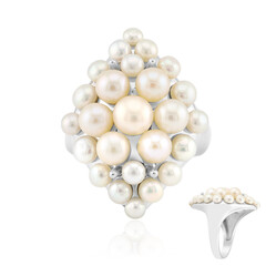 White Freshwater Pearl Silver Ring (Michelle Albala)