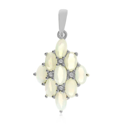 Welo Opal Silver Pendant