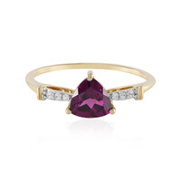 9K Magenta Garnet Gold Ring