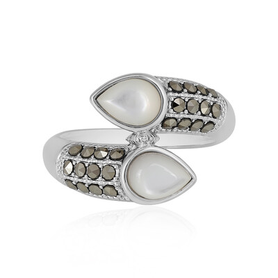 Mother of Pearl Silver Ring