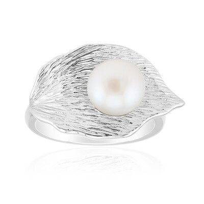 White Freshwater Pearl Silver Ring (Michelle Albala)