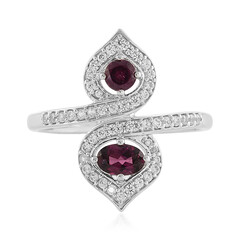 Tocantin Garnet Silver Ring