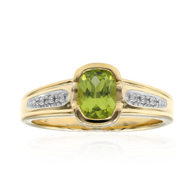 9K Arizona Peridot Gold Ring (Amanda Adkins)