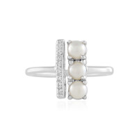 White Freshwater Pearl Silver Ring
