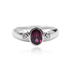 Tocantin Garnet Silver Ring