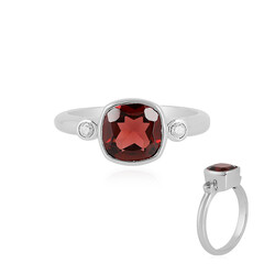 Mozambique Garnet Silver Ring