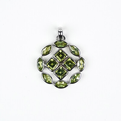 Peridot Silver Pendant