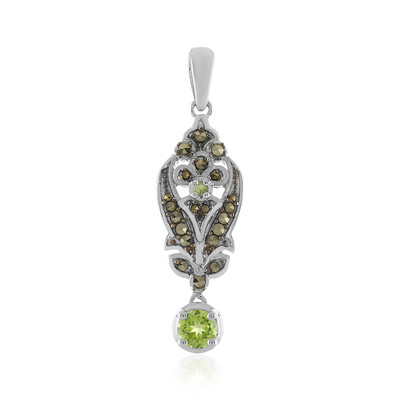 Peridot Silver Pendant