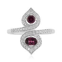 Tocantin Garnet Silver Ring