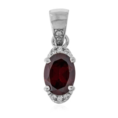 Mozambique Garnet Silver Pendant