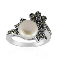 White Freshwater Pearl Silver Ring