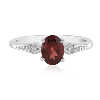 Mozambique Garnet Silver Ring