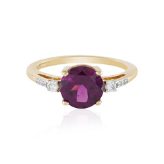 9K Magenta Garnet Gold Ring