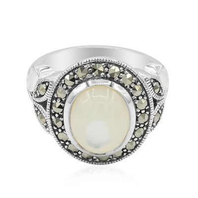 Mother of Pearl Silver Ring
