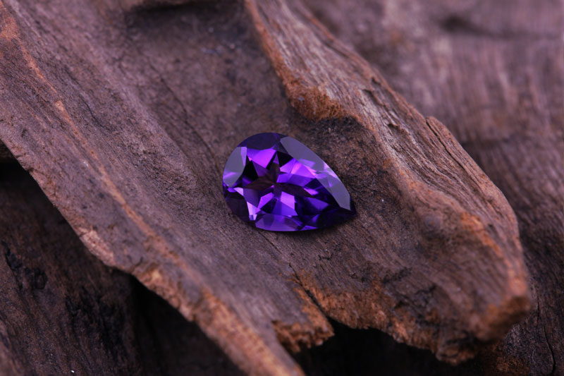 Amethyst | Properties, colour and information